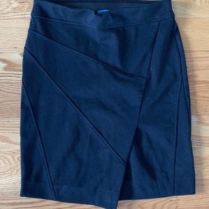 Simply Vera NWOT Black Pull-On Asymmetrical Skirt (XS)